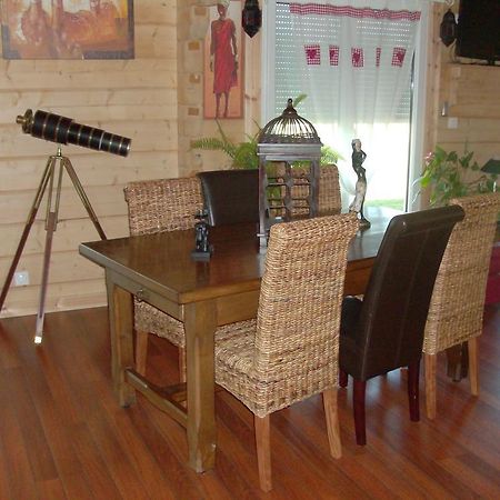 Le Chalet Des 4 Saisons Mers-sur-Indre Bagian luar foto
